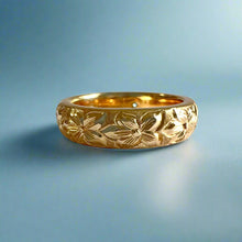 Load image into Gallery viewer, Hibiscus All Around 4mm Barrel Ring with Diamond in 14K Yellow Gold
