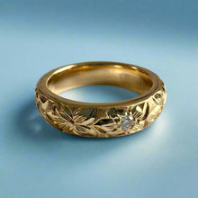 Load image into Gallery viewer, Hibiscus All Around 4mm Barrel Ring with Diamond in 14K Yellow Gold
