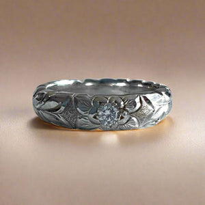 Scalloped Shiny Maile & Plumeria 4mm Ring with Diamond in 18K White Gold