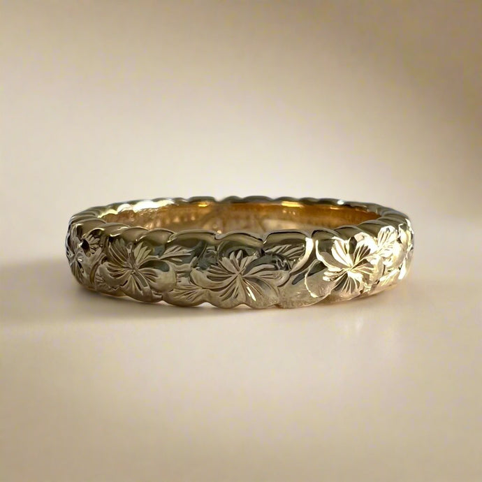 Scalloped Plumeria with Leaves All Around 4mm Ring in 14 Yellow Gold