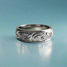 Load image into Gallery viewer, Ring size 6 1/2. Old English with 2x Hibiscus. Plain border.
