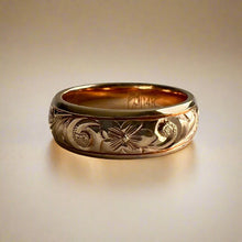 Load image into Gallery viewer, Old English with flowers 6mm gold ring
