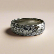 Load image into Gallery viewer, Old English with flowers 6mm gold ring
