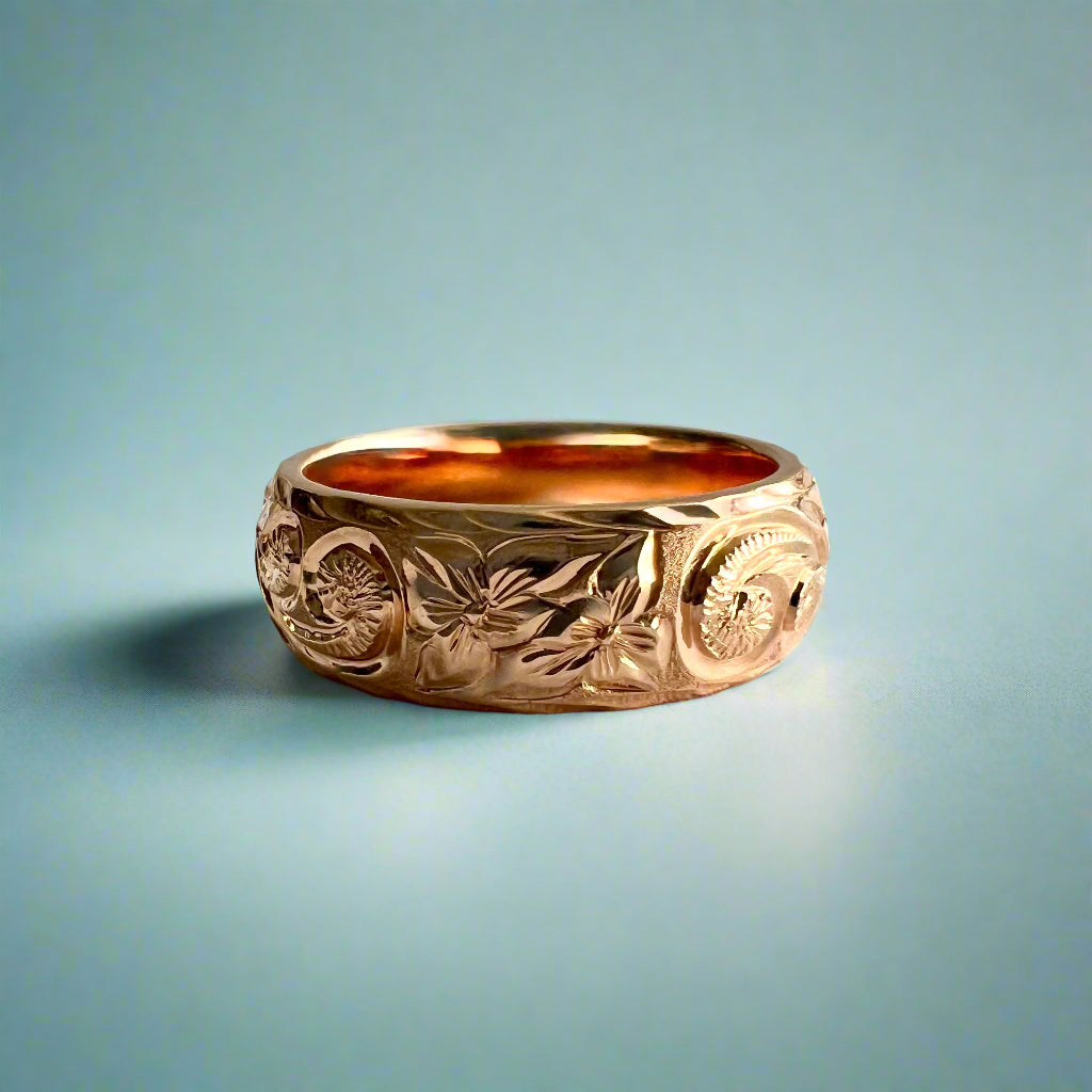 Hibiscus Kiss Design with Old English 6mm Hawaiian Ring in 14K Pink Gold