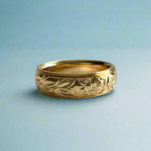 Load image into Gallery viewer, Shiny Maile &amp; Plumeria with leaves 6mm Hawaiian comfort fit Ring in 14K Yellow Gold 
