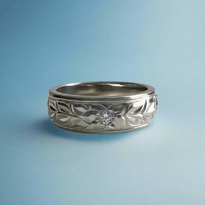 Two-Tone Shiny Maile 6mm Ring with Diamond in 14K White Gold with Yellow Gold Hibiscus in size 7