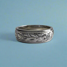 Load image into Gallery viewer, Two-Tone Shiny Maile 6mm Ring with Diamond in 14K White Gold with Yellow Gold Hibiscus in size 7
