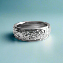 Load image into Gallery viewer, Shiny Maile &amp; Hibiscus with Leaves 6mm Hawaiian Ring in 18K White Gold
