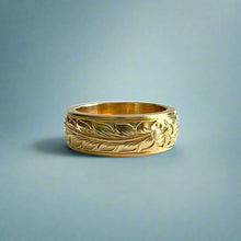 Load image into Gallery viewer, Long Leaf Maile &amp; Plumeria with Leaves 6mm Ring in 18K Yellow Gold
