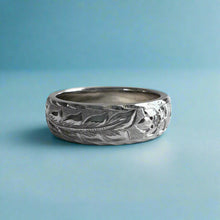 Load image into Gallery viewer, Long Leaf Maile &amp; Hibiscus with Diamond 6mm Ring in 18K White Gold
