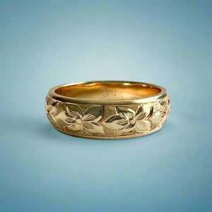 Hibiscus All Around 6mm Hawaiian Ring in 14K Yellow Gold in size 8 1/2