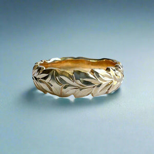 Scalloped Shiny Maile with Hibiscus 6mm Raised "Kuuipo" Ring in 14K Yellow Gold