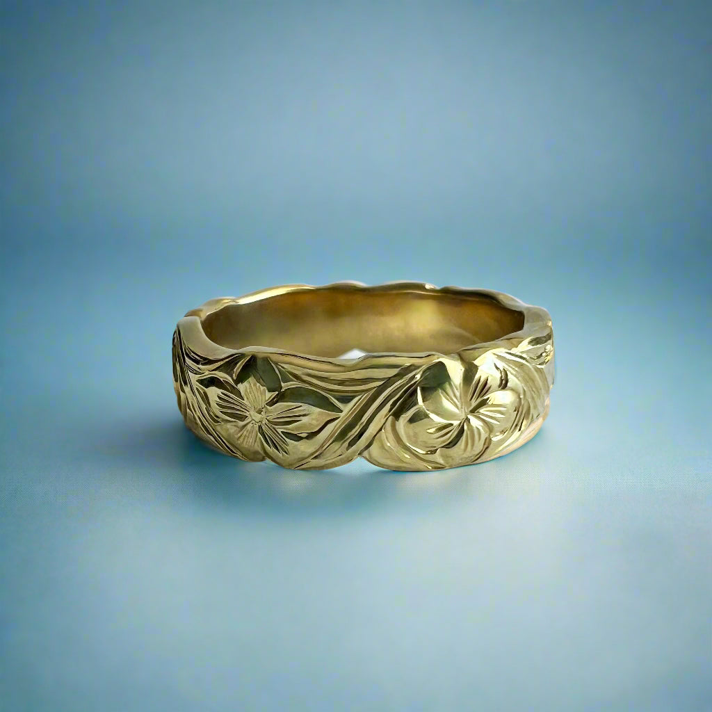 Scalloped La Hoomanao Hibiscus & Plumeria 6mm Ring in 14K Green Gold in size 8