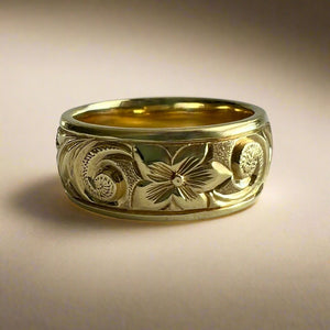 Hawaiian Old English & Hibiscus 8mm Ring