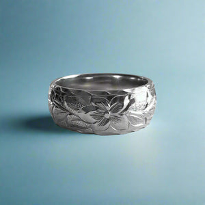 Maile & Hibiscus 8mm Hawaiian Ring in 14K White Gold in size 7 3/4