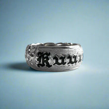 Load image into Gallery viewer, Scalloped Hibiscus w/leaves 8mm &quot;Kuuipo&quot; Ring in 14K White Gold in size 7 1/4

