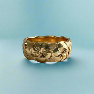 Scalloped Plumeria All Around 8mm Ring in 14K Yellow Gold in size 8