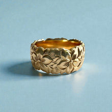 Load image into Gallery viewer, Scalloped Hibiscus w/ Leaves All Around 10mm Ring in 14K Yellow Gold
