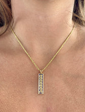 Load image into Gallery viewer, Ali&#39;i 8mm Maile Design Pendant in 14K Yellow Gold
