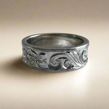 Load image into Gallery viewer, Hawaiian Old English Concave 6mm Ring
