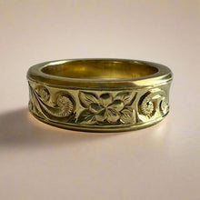 Load image into Gallery viewer, Hawaiian Old English Concave 6mm Ring
