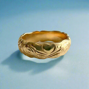 Valentines 6mm "Kuuipo" Ring with  Roses & Hearts in 14K Yellow Gold