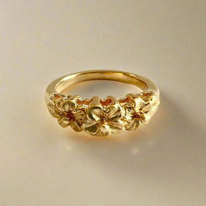 Three Small Hibiscus Hawaiian Flower Ring in 14K Yellow Gold