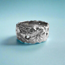 Load image into Gallery viewer, Pukalani Filigree 10mm Hawaiian Flower Ring in 14K White Gold
