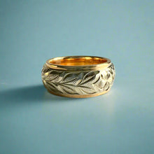 Load image into Gallery viewer, Two-Tone Maile &amp; Plumeria 8mm Ring in 14K Yellow &amp; White Gold
