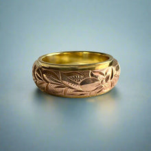 Load image into Gallery viewer, Two-Tone Maile &amp; Hibiscus 8mm Ring in 14K Green &amp; Pink Gold
