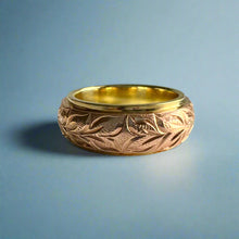Load image into Gallery viewer, Two-Tone Maile &amp; Hibiscus 8mm Ring in 14K Green &amp; Pink Gold
