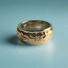 Load image into Gallery viewer, Two-Tone Scalloped Top Shiny Maile &amp; Hibiscus 8mm Ring in 14K White &amp; Yellow Gold
