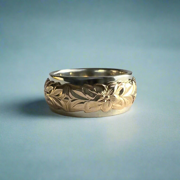 Two-Tone Scalloped Top Shiny Maile & Hibiscus 8mm Ring in 14K White & Yellow Gold