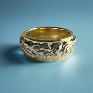 Two-Tone Scalloped Top Old English & Hibiscus 8mm Ring in 14K Green & White Gold