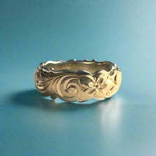 Load image into Gallery viewer, Two-Tone Scalloped Top &amp; Border Old English &amp; Hibiscus 8mm Ring in 14K White &amp; Yellow Gold
