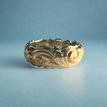 Load image into Gallery viewer, Two-Tone Scalloped Top &amp; Border Old English &amp; Hibiscus 8mm Ring in 14K White &amp; Yellow Gold
