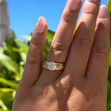 Load image into Gallery viewer, Kaimana Kula Old English &amp; Hibiscus 6mm Solitaire Ring with Cubic Zirconia in 14K Yellow Gold in size 8 1/4
