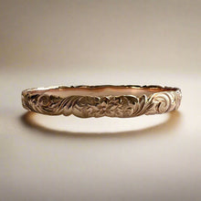 Load image into Gallery viewer, Scalloped Old English &amp; Hibiscus with Leaves 8mm Bangle Bracelet in 14K Pink Gold
