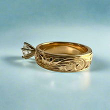 Load image into Gallery viewer, Kaimana Kula Old English &amp; Hibiscus 6mm Solitaire Ring with Cubic Zirconia in 14K Yellow Gold in size 8 1/4
