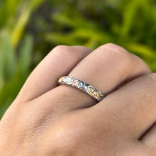 Load image into Gallery viewer, Tri-Color Haku Lei 3mm Ring in Gold 
