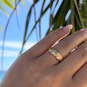 Old English with flowers 6mm gold ring