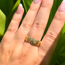 Load image into Gallery viewer, Scalloped Old English All Around 8mm Hawaiian Ring in 14K Yellow Gold in size 10
