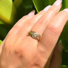 Load image into Gallery viewer, Scalloped Old English All Around 8mm Hawaiian Ring in 14K Yellow Gold in size 10
