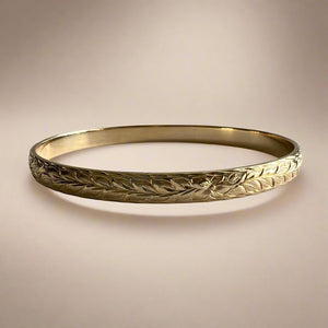 Maile & Hibiscus 6mm "Kuuipo" Bangle Bracelet in 14K Yellow Gold