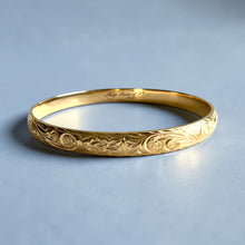 Load image into Gallery viewer, Old English &amp; Hibiscus 6mm Bangle Bracelet in 14K Yellow Gold in size 7 3/4
