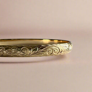 Old English & Hibiscus 6mm Bangle Bracelet in 14K Yellow Gold