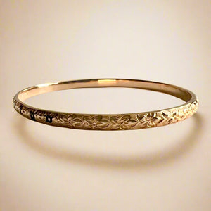 Hibiscus 4mm "Kuuipo" Hawaiian Bangle Bracelet in 18K Pink Gold