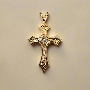 Medium Byzantine Cross Pendant with Diamond in 14K Yellow Gold