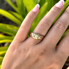 Load image into Gallery viewer, Two-tone Something Romantic Hawaiian Flower Ring with Diamond in 14K Green &amp; Pink Gold
