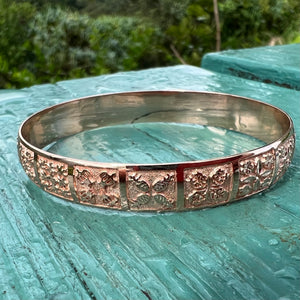 10mm Hawaiian Bangle with quilt design